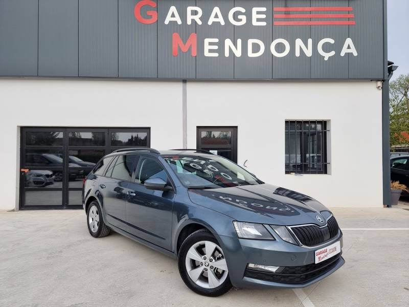 Skoda Octavia Combi 2.0 TDI 150 ch SCR Business / 1 er Main & Véhicule Français